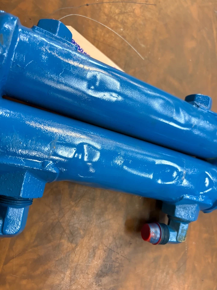 PERKINS 4CYL DIESEL MARINE 4.154 DUAL OIL COOLER 9" BUNDLE 3/4" NPJ 3/8 NPJ..... - Image 2 of 4