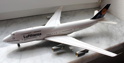Lufthansa Edition Boeing 747 Berlin D-ABVA wie neu, mit Zertifikat + OVP