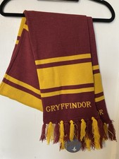 NWT Gryffindor, Harry Potter Scarf New With Tag 68  Long
