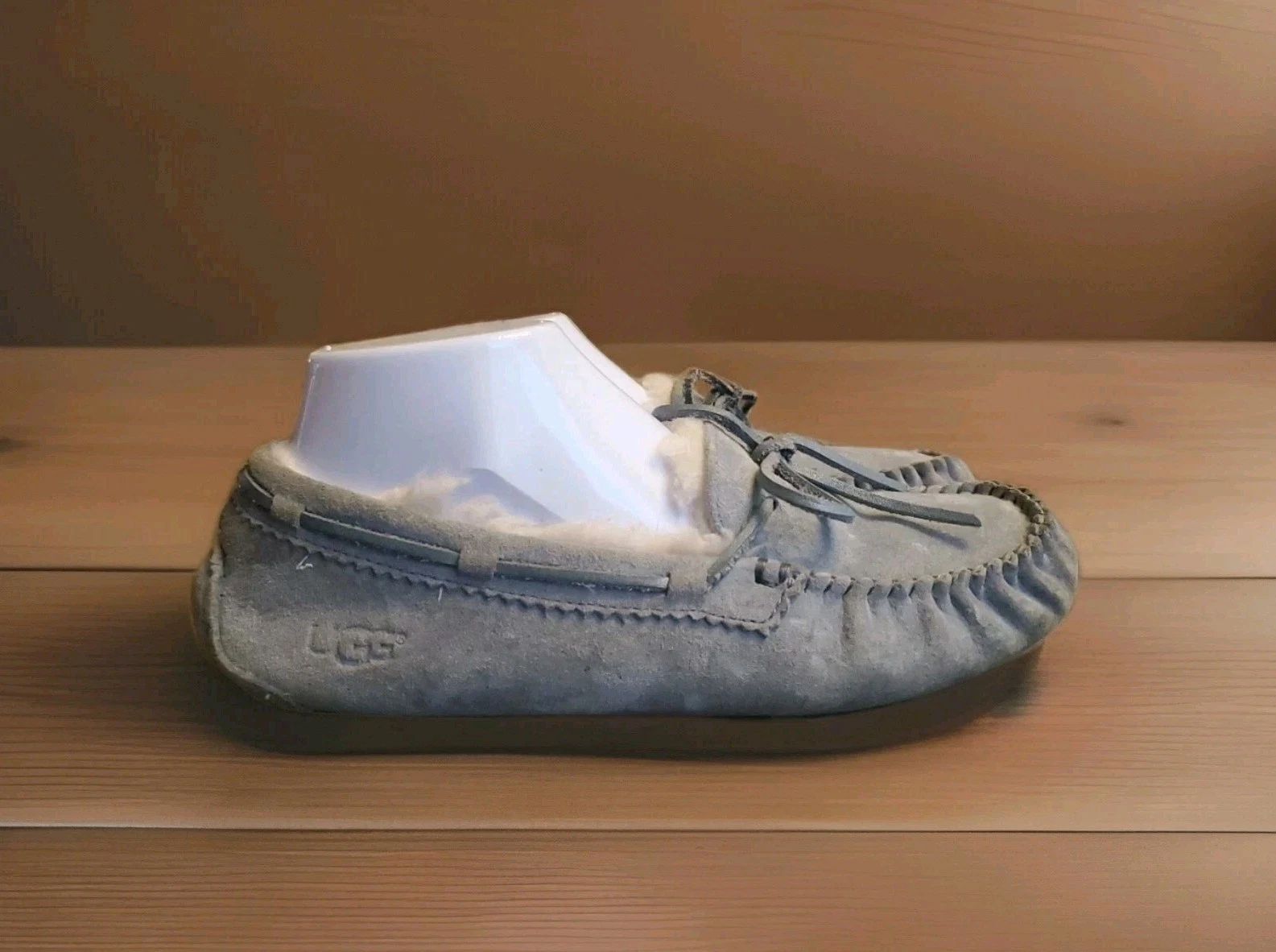 UGG Dakota Moc ciabatte donna taglia 8 grigio pelle di pecora scamosciata