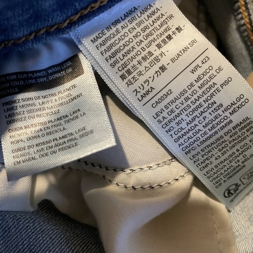 Pantaloncini corti donna Levi’s lunghezza media – azzurro chiaro, taglia 30 - Foto 6 di 9