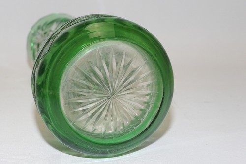 Val St. Lambert Vase Kristall grüner Überfang Palmettenschliff H. 20,5 cm - Picture 14 of 14