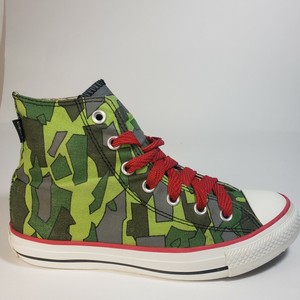 gorillaz camo converse