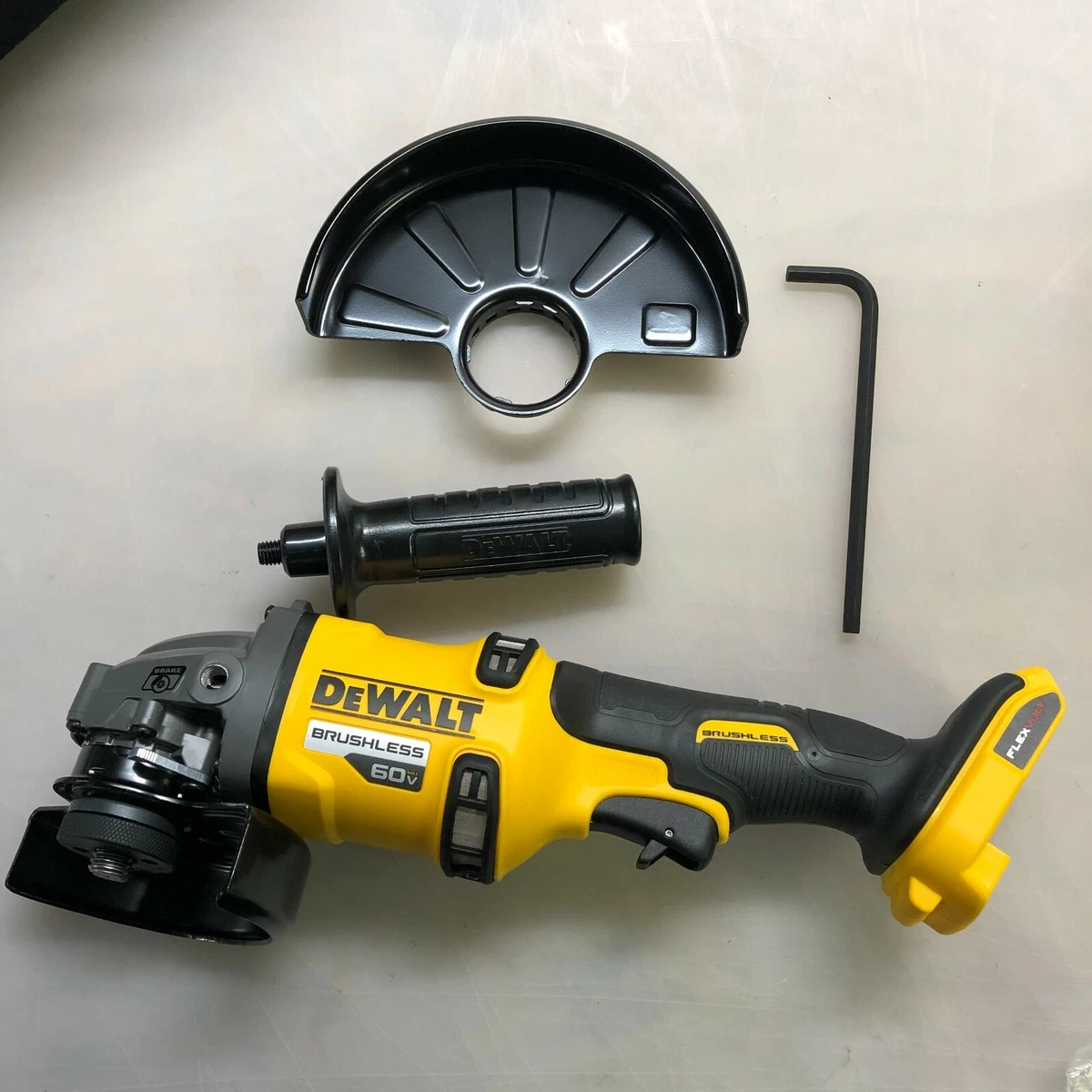 Brushless dewalt 2024 angle grinder