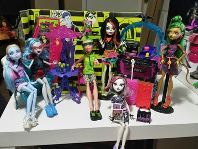 monster high scaris city of frights dolls