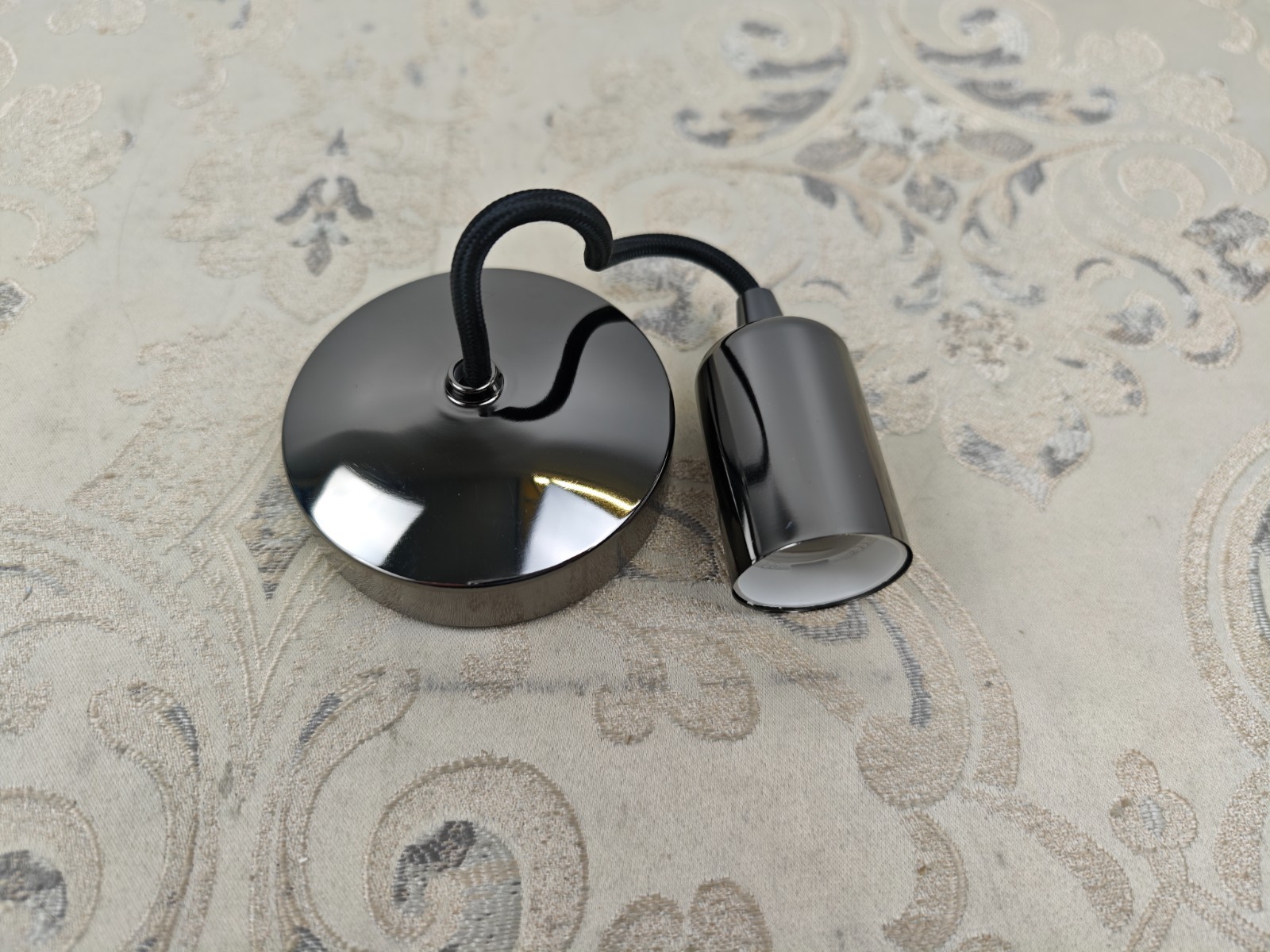 Knightsbridge 6 Inch E27 Contemporary Pendant Set in Black Nickel