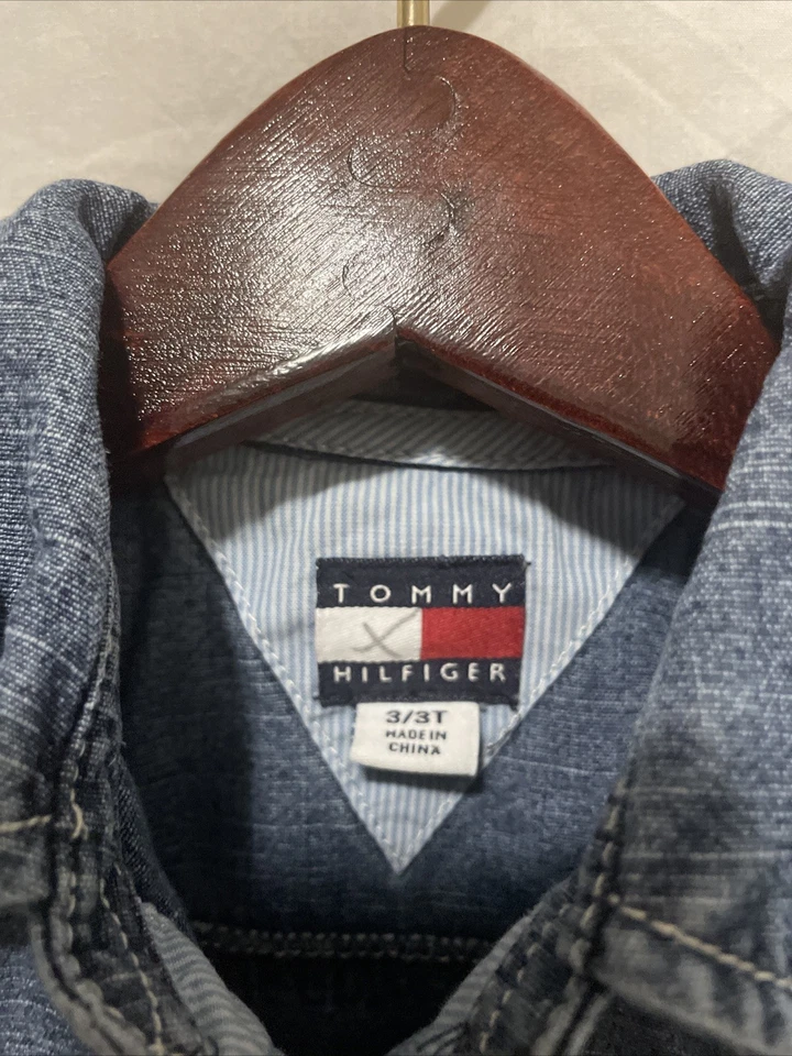Tommy Hilfiger 复古 Y2K 牛仔 T 恤纽扣扣牛仔裤连衣裙女孩尺寸 3T — 第 3/4 张图片