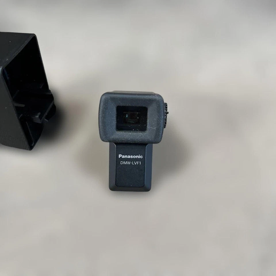 Panasonic DMW-LVF1 Live View Finder para cámara y estuche Lumix GF1 GF2 LX5 Foto 2 de 4