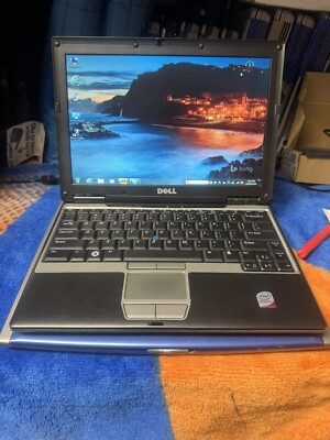 Dell Latitude D430, 12.1 , Win7pro, Cent Vpro 1.33 Ghz, 100GB, 2GB Wifi, #005
