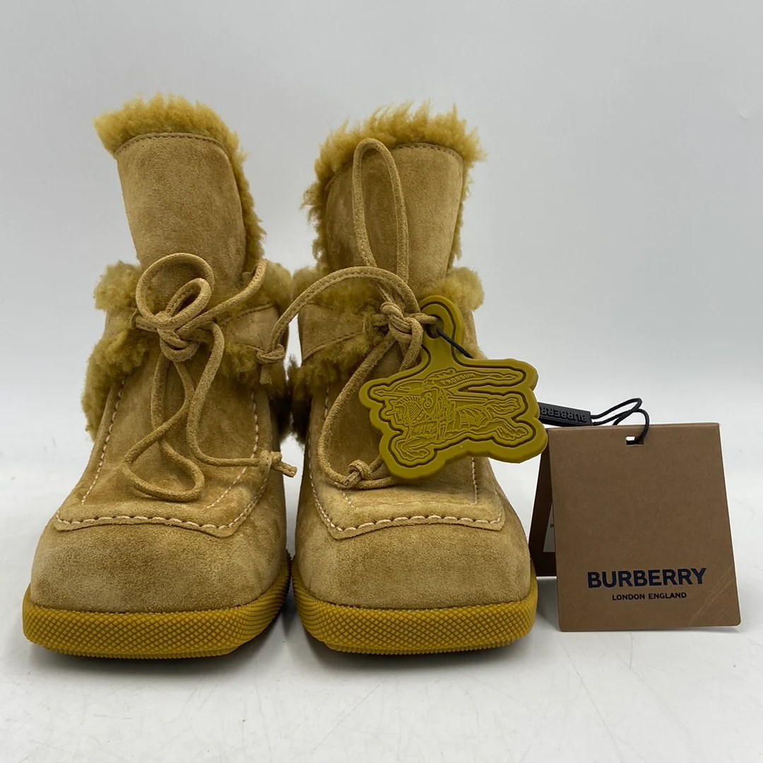 New No Box Burberry Suede and Shearling Highland Mules New No Box Burberry Suede and Shearling Highland Mules