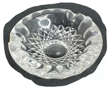 Ashtray Clear Cut Crystal Glass Atomic Design Heavy Duty 5 inch Round 3 Slot