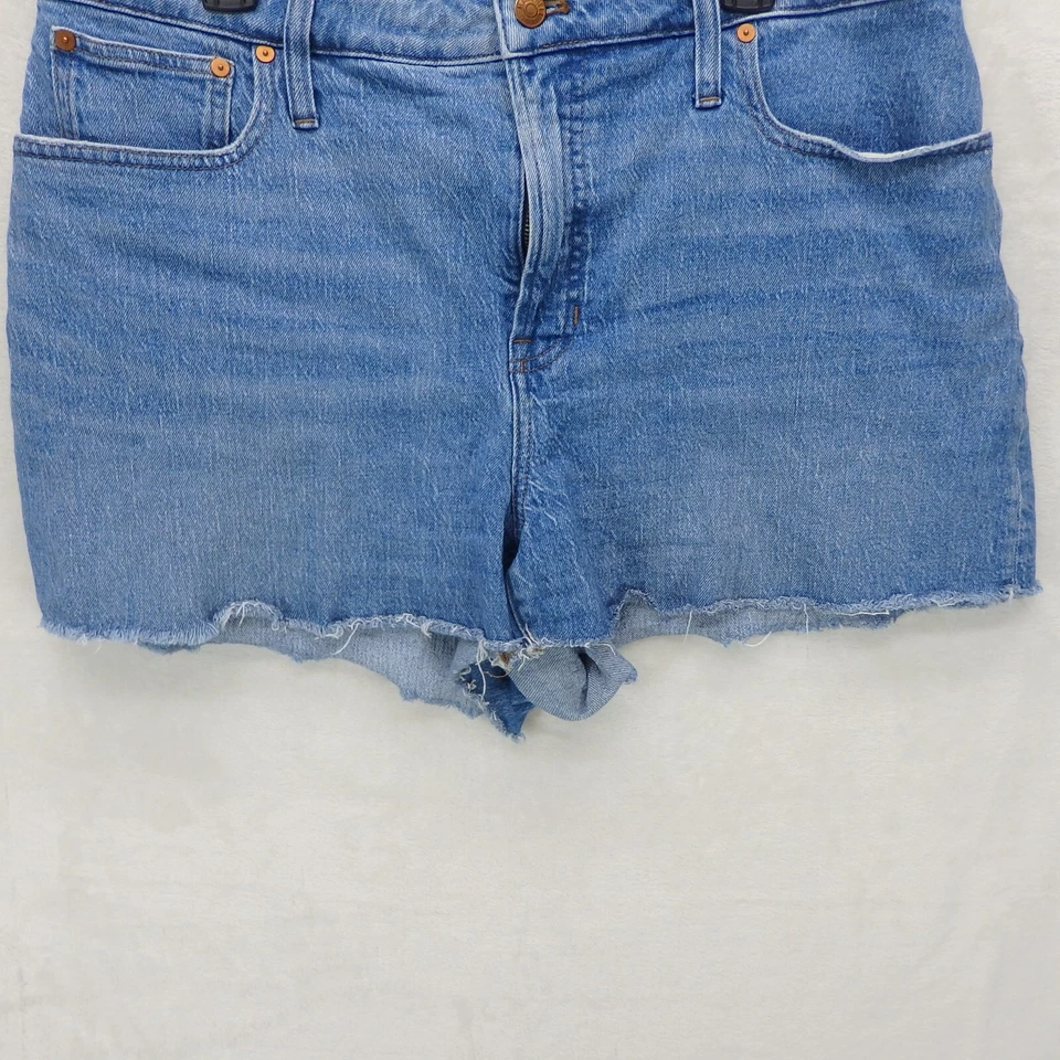 Jean corto Madewell para mujer The Curvy Perfect 33 corte denim lavado mora azul Foto 4 de 4