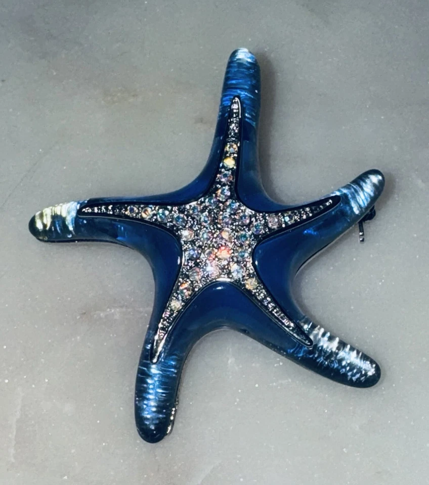 Lucite Acrylic Blue Starfish Brooch AB Crystal Rhinestones Ocean Beach Jewelry - Image 2 of 4