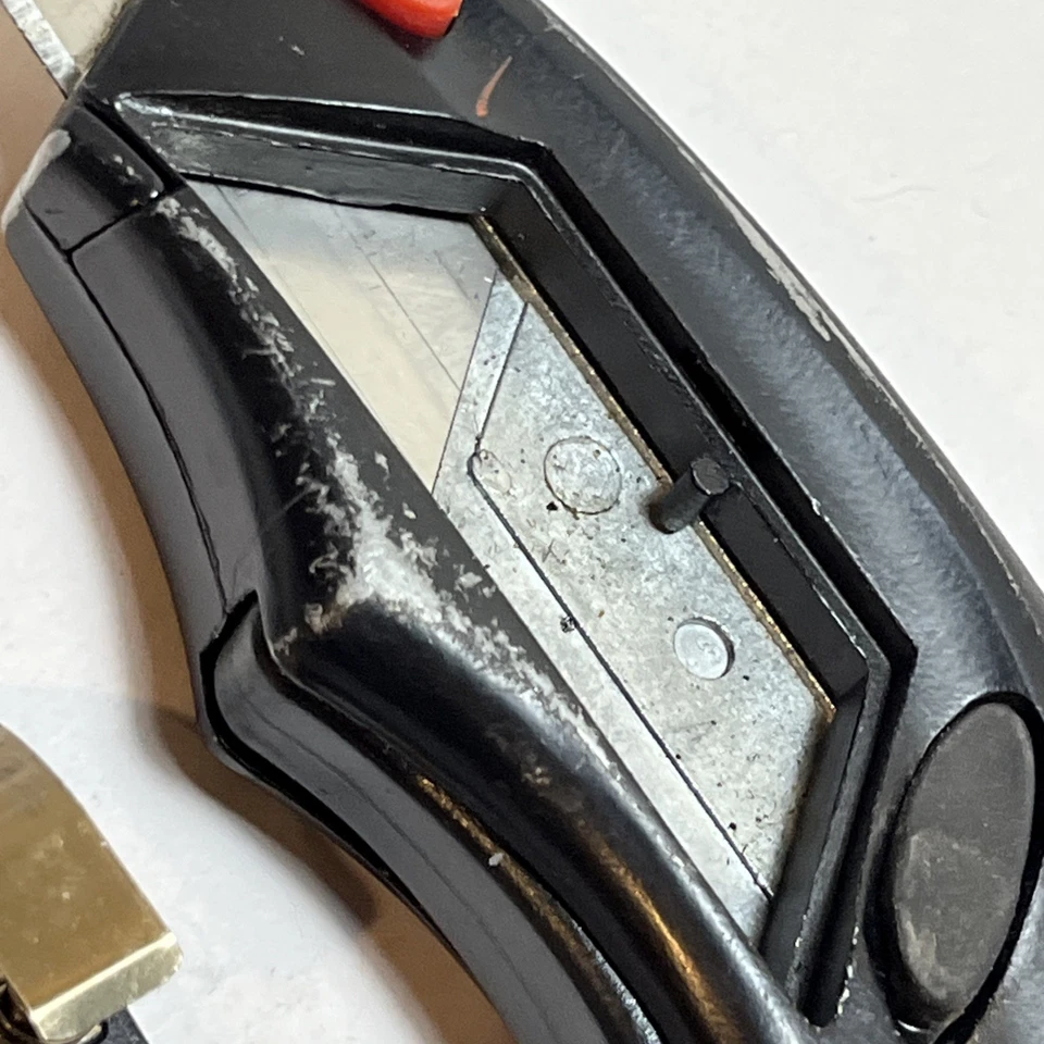 Snap on razor knife 870388 Squeeze handle Contracting Box knife works great A1 - Image 4 of 4