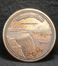 WI03161 VINTAGE 1970s  NIAGARA FALLS CANADA  COMMEMORATIVE BRASS BELT BUCKLE