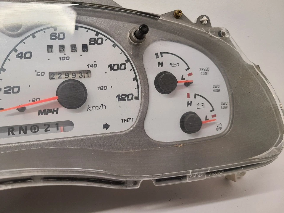 01-03 Ford Explorer Velocímetro Cluster 2 Puertas Paquete Deportivo MPH Foto 2 de 4