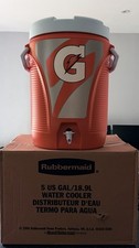 Rubbermaid 18.9L Drink Cooler Dispenser Plastic, Spigot & Drain Included!