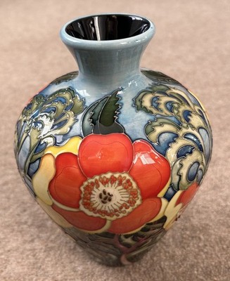 Emma Bossons Moorcroft RHS Rosa Eglantine Vase 03/7 Limited Edition 14/15