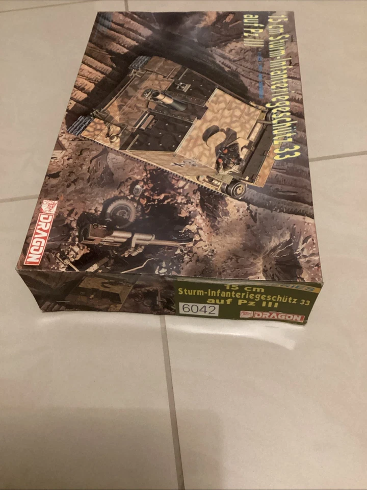 DRAGON 6042-15 Cm Sturm-Infanteriegeschutz 33-scala 1:35 - Immagine 3 di 4
