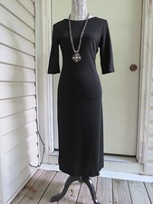 Suzan Lazar plain black very elegant evening classy dress size 4 below knee