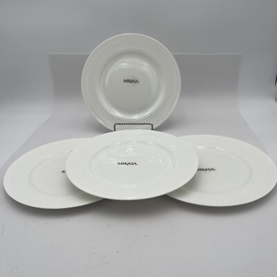 New Mikasa Swirl White Stoneware Set Of Round Salad/Luncheon Dessert  Plates 9