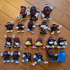 Lot of 19 California Raisins PVC Miniature Collector Figures 1980s Rares 