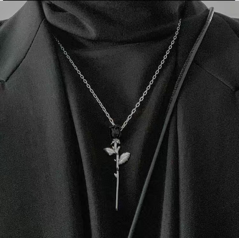 AMBUSH Rose Flower Metal Silver Gold Charm Pendant Necklace AMBUSH Rose Flower Metal Silver Gold Charm Pendant Necklace