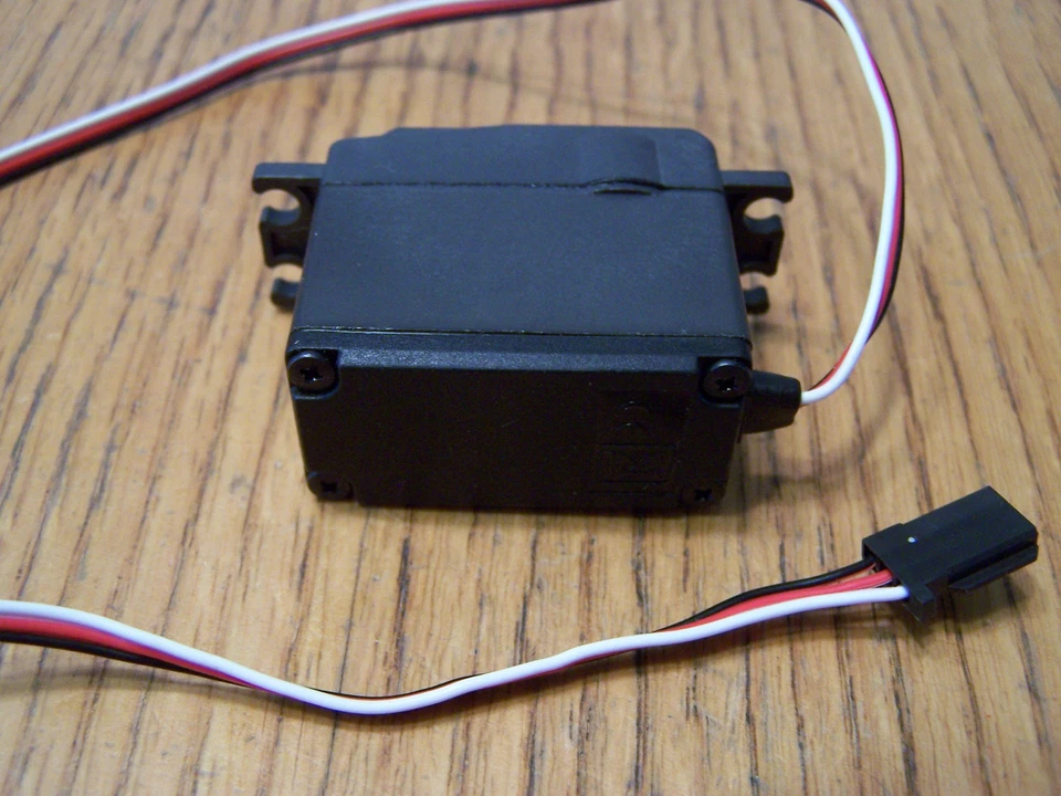 Fit Traxxas 2075X Waterproof Digital Steering Servo Metal Gear Slash TRX-4 Erevo - Image 3 of 3