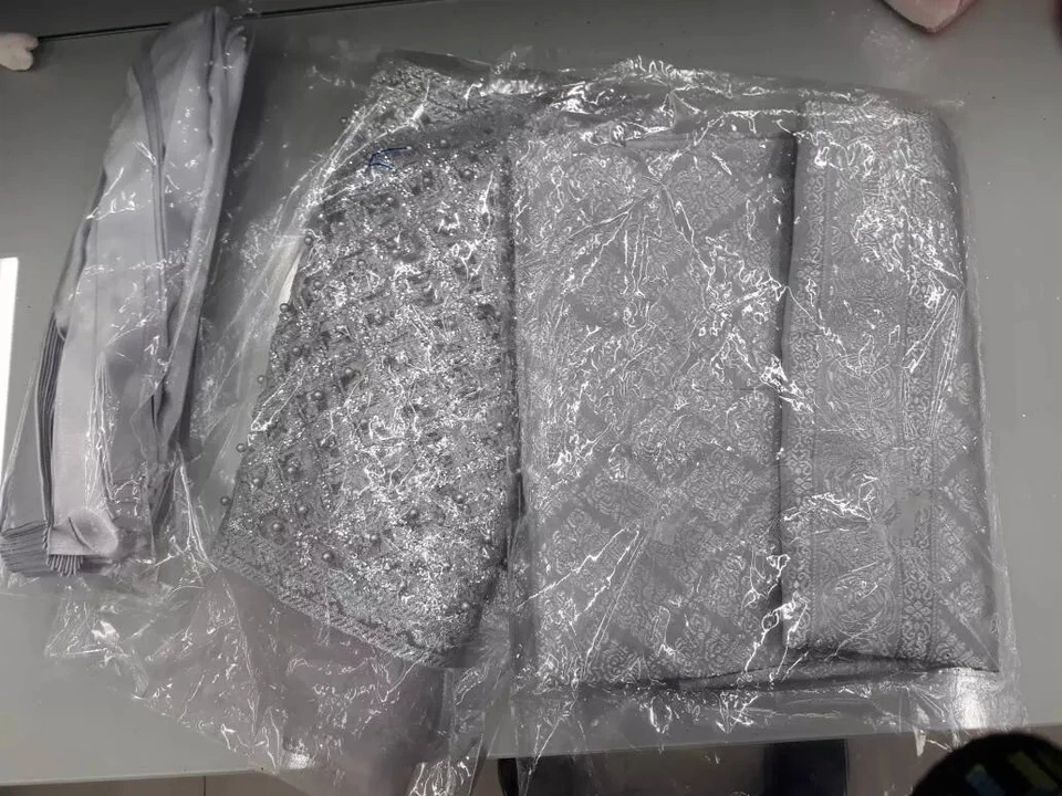 Vestido tailandés gris plata, vestido de novia, Top Asia, accesorios no incluidos. Foto 4 de 4