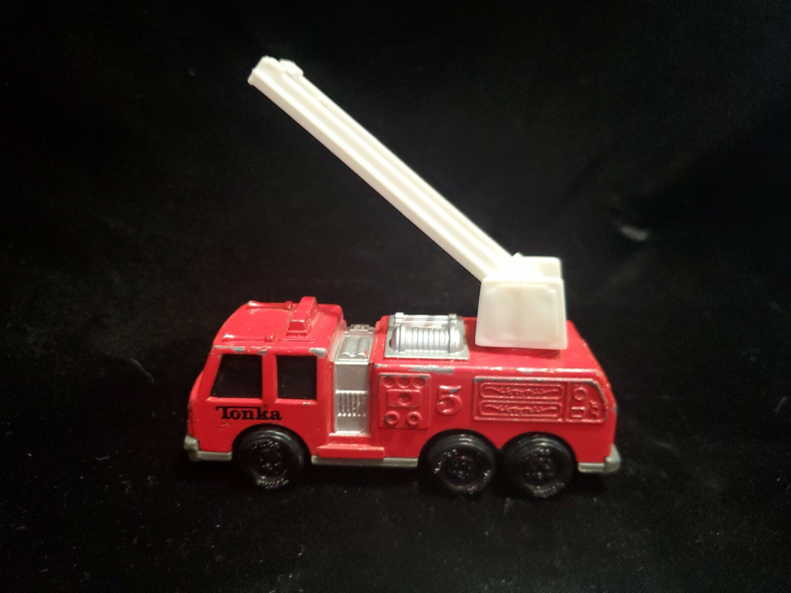 Picture 4 of 6