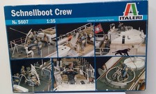Italeri Schnellboot Crew No56070 1:35 Scale 10 Unpainted Model Kit Figure CG E36