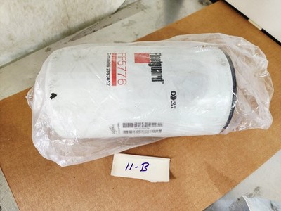 Genuine Fleetguard FF5776 Fuel Filter