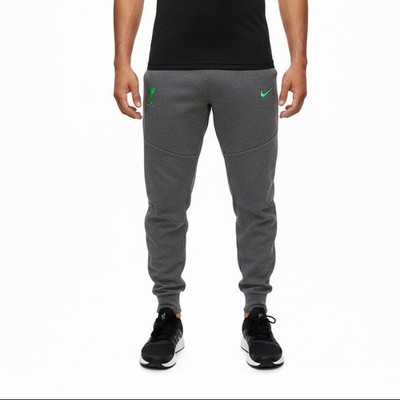 FC Liverpool Tech Fleece Trainingshose Nike