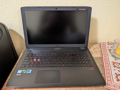 Asus ROG Laptop G552VW mit i7-6700HQ GTX 960m und 16GB RAM