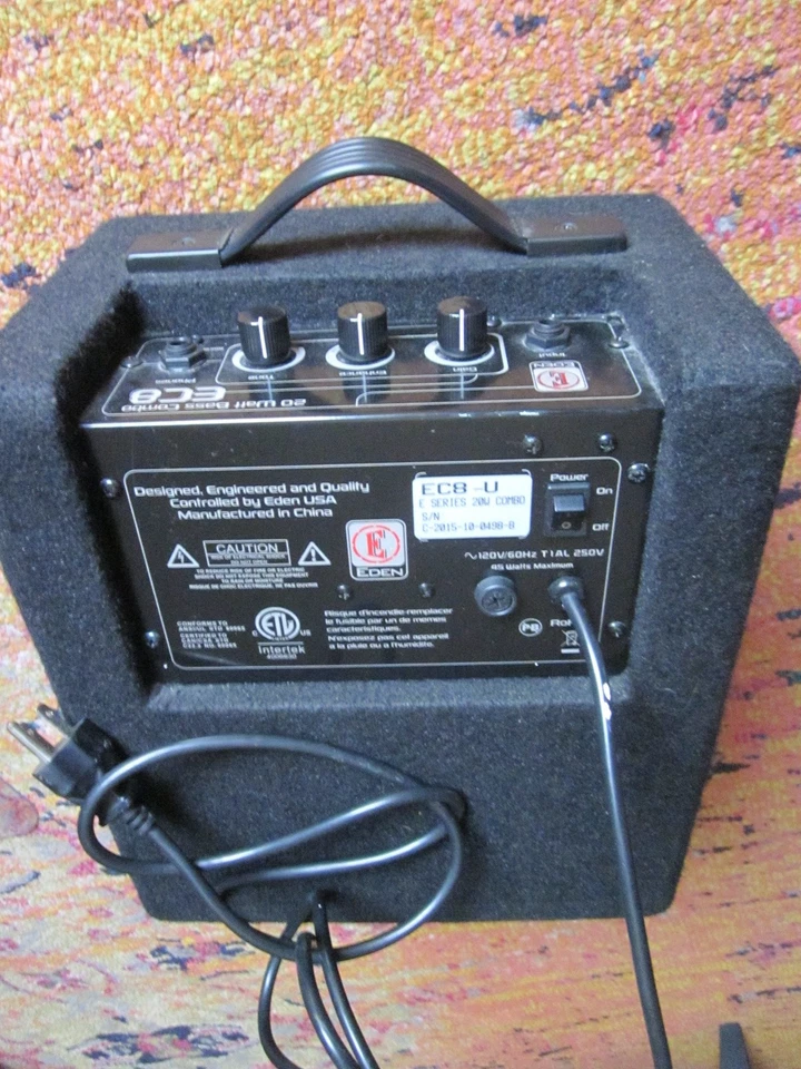 Combo amplificador de bajo EDEN EC8-U 20w altavoz amplificador de práctica compacto de 8" Foto 4 de 4