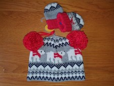 John Lewis Babys Hat and Mitten Set Polar Bear BNWT