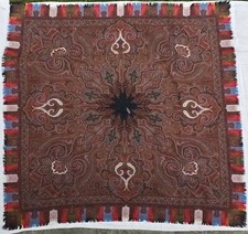 Antique Kashmiri Paisley Shawl signed great Condition 19th century with box