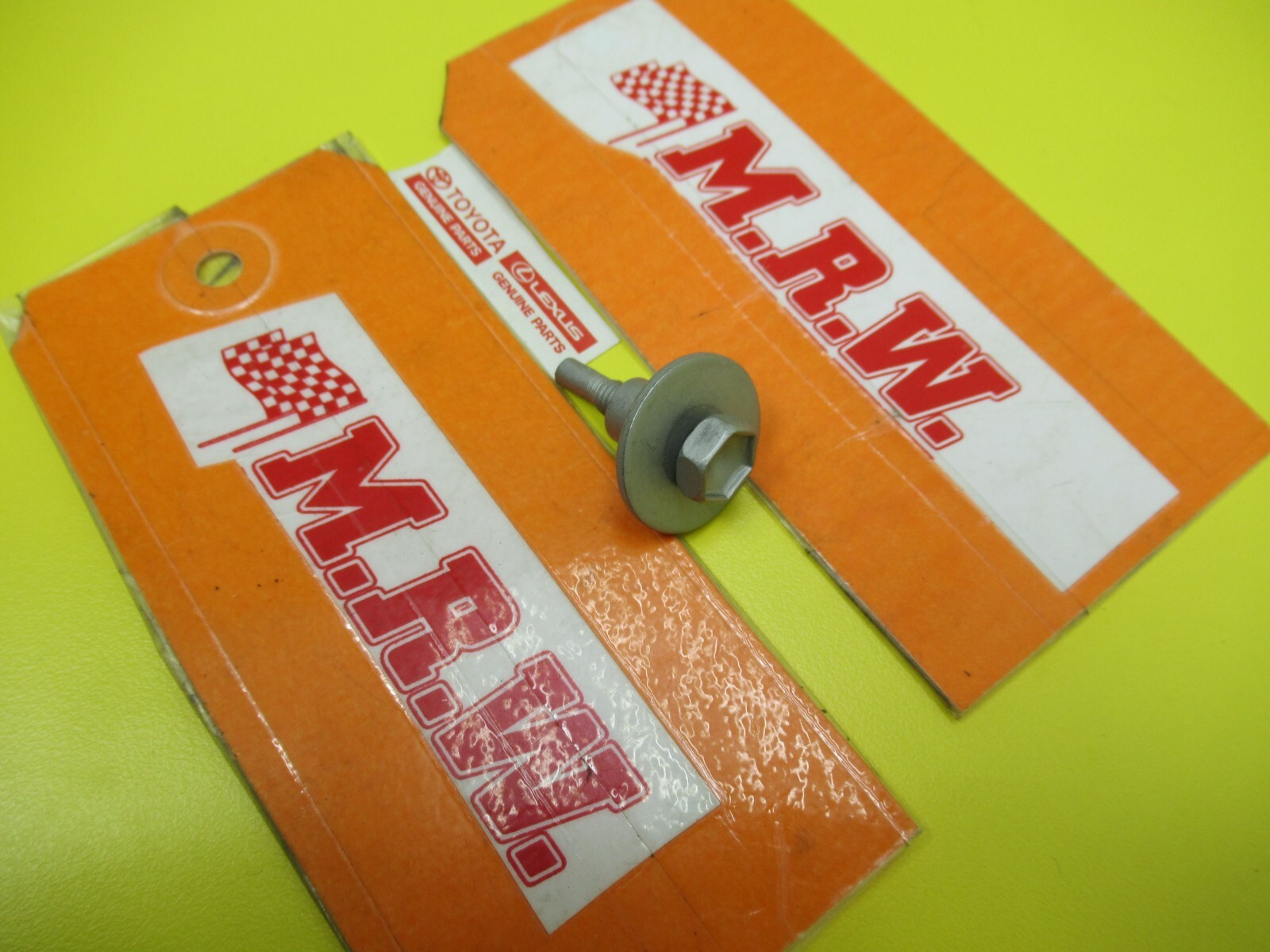 AIR CLEANER FILTER HOLD DOWN BOLT AIR BOX LID TOP COVER TOYOTA VENZA 0916 2.7L eBay