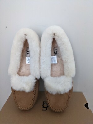 Ugg Australia Womens Dakota Spill Seam moccasin Size 9 NIB | eBay