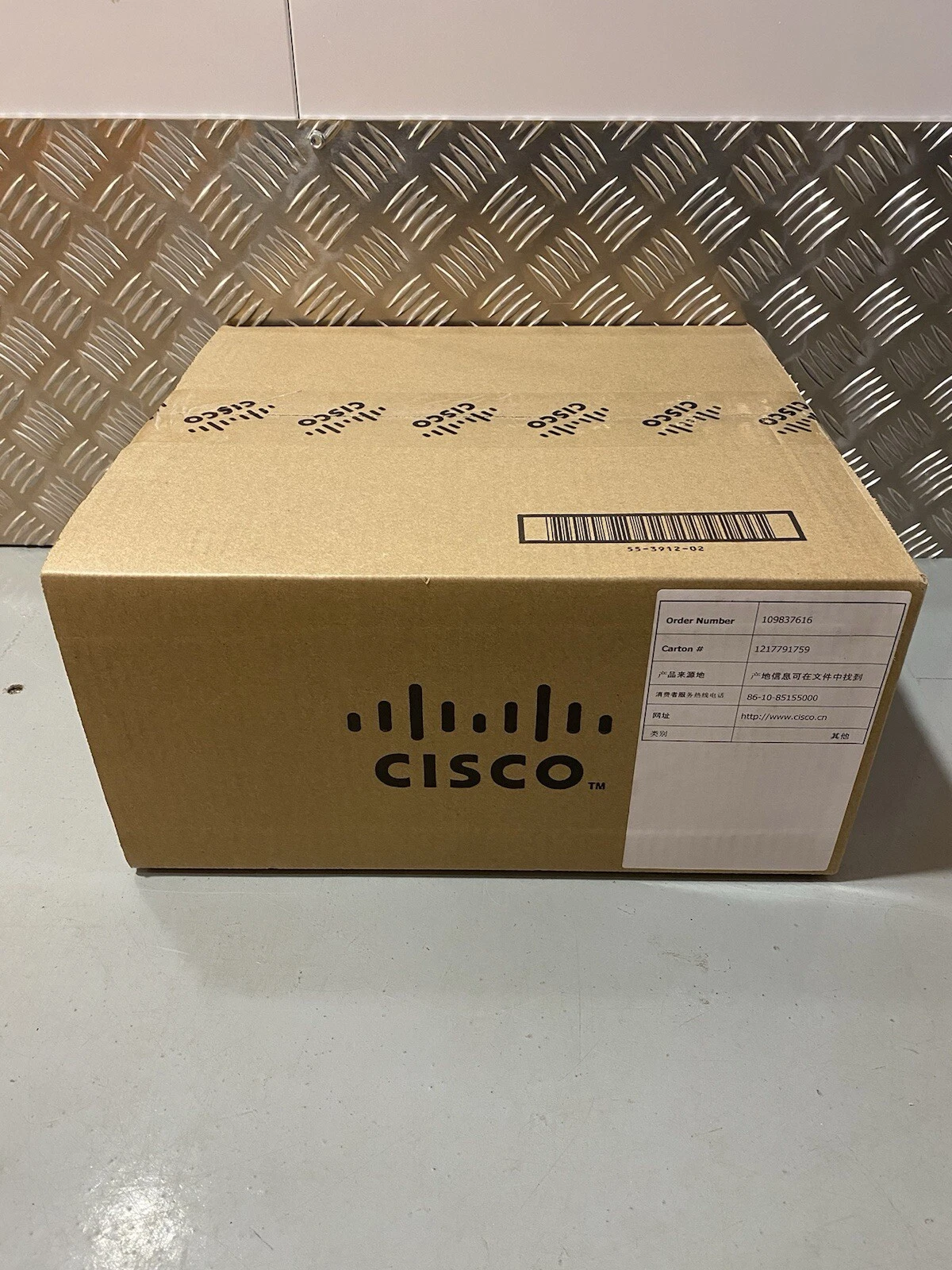 Cisco Catalyst 3560-CX 8 Port Catalyst Switch WS-C3560CX-8PC-S Brand New Sealed 6
