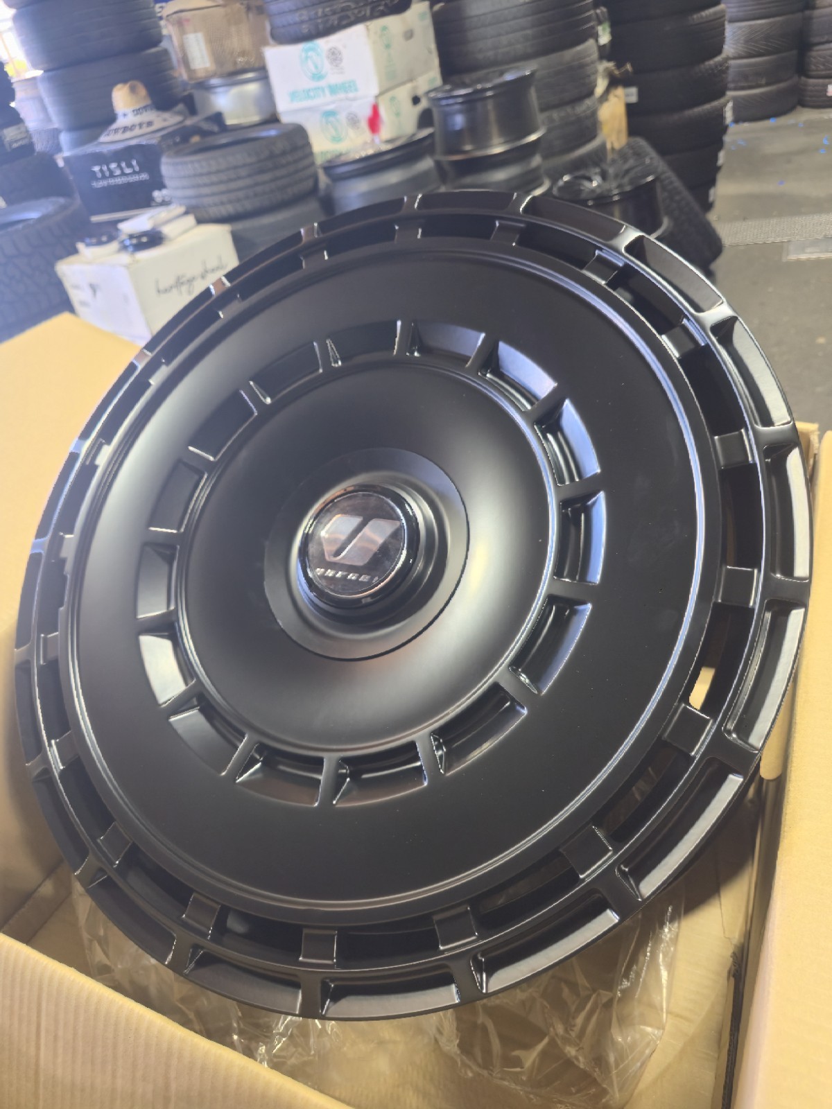 24" ROLLS-ROYCE CULLINAN Replica 🔥 Floating Caps 🔥 Matt Black Rim ✅ Limited 🔻