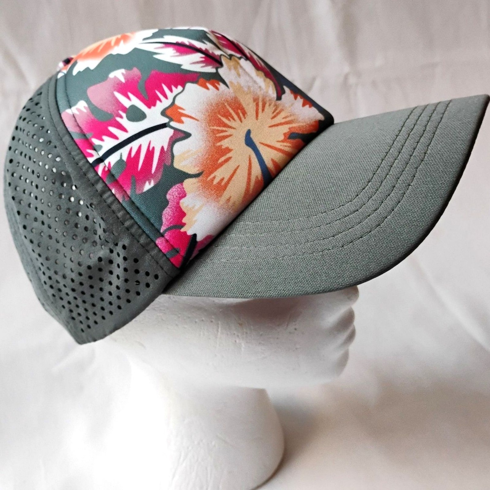 Roxy quick dry watersports baseball cap - image 2