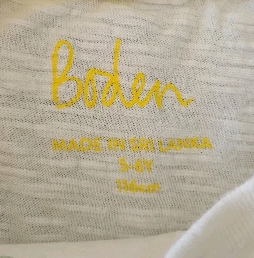 Mini Boden Girls White Short Sleeved Tee Shirt Size 5-6 Summer Motifs - Image 2 of 2