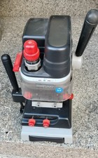 Macchina duplicatrice per chiavi BIANCHI 303