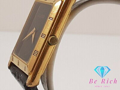 Gucci Men s Watch 4200M Square Black Black SS Leather Logo Gucci Men s Watch 4200M Square Black Black SS Leather Logo