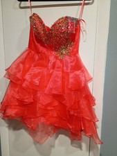Cinderella Coral Embellished Bodice Ruffle Formal Dress Size 6 JC853