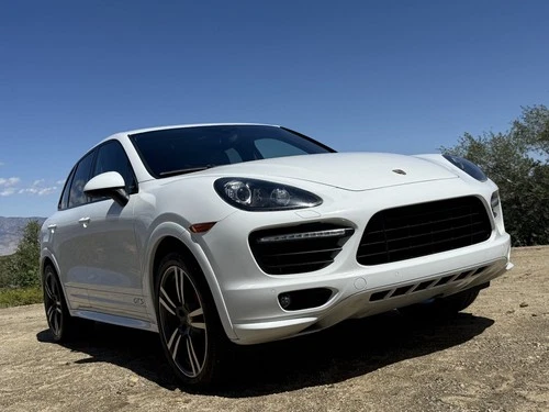 2014 Porsche Cayenne GTS AWD Sp Order in AZ Interior in Umber FREE L48 Shipping Image 1 of 2