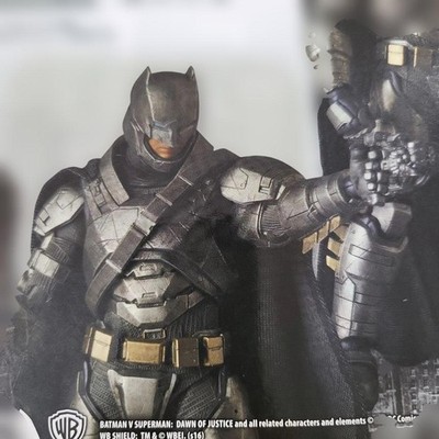 MAFEX No.023 Armored Batman VS Superman Dawn of Justice Figure
