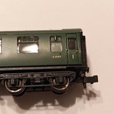GRAHAM FARISH MK 1 COACH SOUTHERN GREEN - First Open - Latest Tooling #9