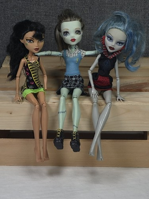 #ad #ad Monster High Doll Lot G1 G2 Cleo de Nile Frankie Stein Ghoulia Yelps AS IS*READ* $45.95